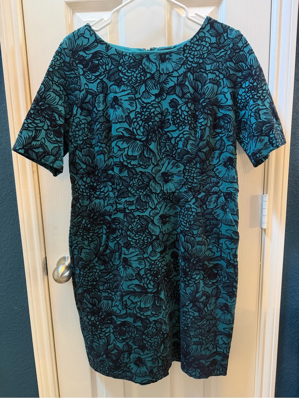 Lands' End Teal and Black Floral Short-Sleeve Shift Dress